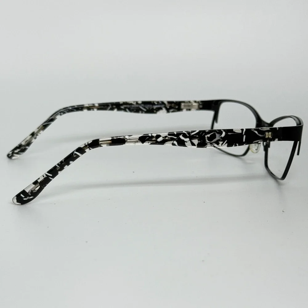 BCBGMaxAzria measurements lens
